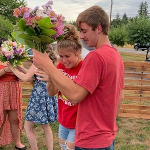 Meet your Posher, Aurora